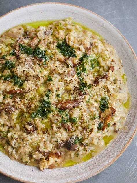 Mushroom risotto | Jamie Oliver recipes Jamie Oliver 30 Minute Meals, Vegetarian Risotto, Boiled Chicken Breast, Mushroom Risotto Recipes, Bhaji Recipe, Risotto Recipe, Jamie Oliver Recipes, Mushroom Risotto, Risotto Recipes