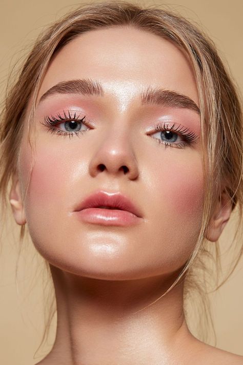 Pink Eyeshadow Looks From Soft To Bold! Pink Eyeshadow Looks, Light Pink Eyeshadow, Rosa Make-up, Purple Eyeshadow Looks, Pink Eyeshadow Palette, Pink Eyeshadow Look, Rose Makeup, Perfect Lipstick, Purple Eyeshadow