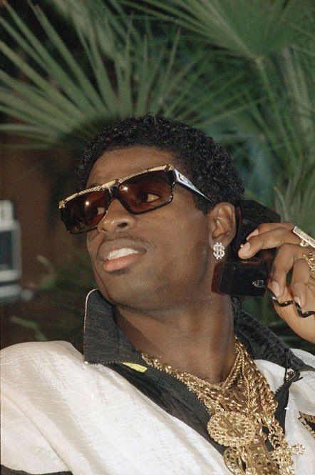 💜E💜 on Twitter: "Is there a more iconic draft day drip???… " Draft Day, Deion Sanders, Sports Pictures, Prime Time, Nfl Draft, Atlanta Falcons, American Football, Dallas Cowboys, Square Sunglasses Men