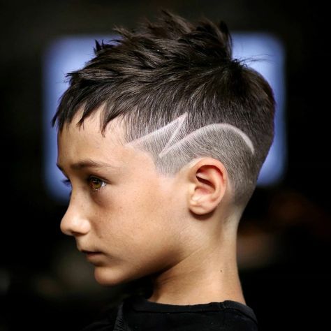 Hair Designs For Boys, Hair Jordan, Straight Curly Hair, Boys Fade Haircut, Boy Haircuts Short, Toddler Haircuts, Tan Skin Blonde Hair, Toddler Boy Haircuts