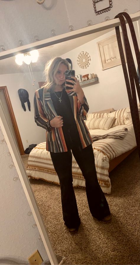 Dress Up Day Ideas For Work, Western Bussines Attire, Business Casual With Cowgirl Boots, Casual Banquet Outfit, Western Business Casual Summer, Blazer Western Outfits For Women, Western Business Casual Plus Size, Western Buissnes Attire, Western Outfits With Blazer