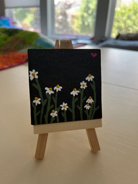 Art On Black Paper, Mini Tela, Cute Easy Paintings, Mini Toile, Easy Acrylic Painting, Dream Painting, Small Canvas Paintings, Simple Canvas Paintings, Cute Canvas Paintings