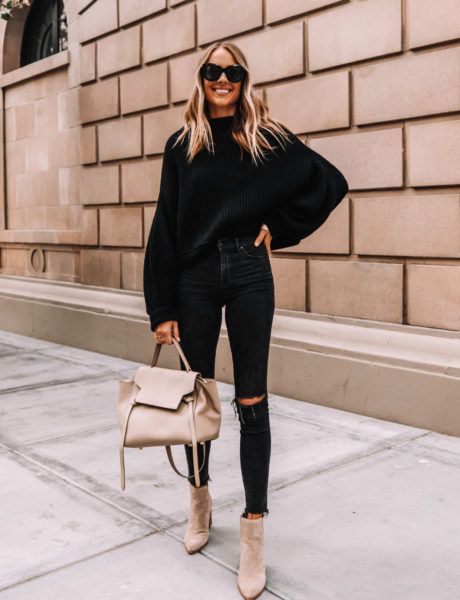 Fashion Jackson | Nashville Fashion Blogger | Fashion Blog Nashville | Nashville Blogger Long Black Turtleneck Outfit, V Neck Chunky Sweater, 30 Year Old Date Night Outfit, Outfits With Pointed Toe Heels, Grunge Closet, Outfits Beige, La Winter, Black Fall Outfits, 2022 Outfits