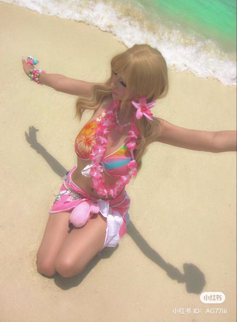 Cute Gyaru Bikinis, 2000s Beachy Outfits, Beach Gyaru Outfits, 2000s Tropical Aesthetic, Gyaru Beach Outfit, Summer Gyaru Outfits, Gyaru Swimsuit, Gyaru Summer Outfits, Y2k Beach Outfit