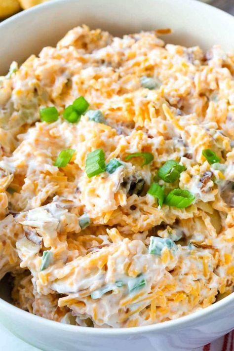 Million Dollar Dip Recipe, Million Dollar Dip, Cracker Dip, Sausage Crockpot, Delicious Dips Recipes, Crowd Pleasing Appetizers, Easy Dips, Dip Recipes Easy, Pioneer Woman Recipes