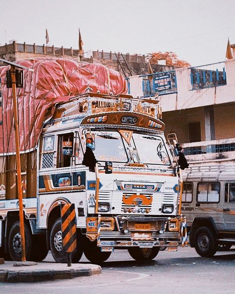 Indian truck art, or "truck tuning," also known as "Phool Patti" in Hindi and Urdu, is a colorful tradition where trucks are adorned with vibrant colors, intricate patterns, and motifs like religious symbols and floral designs. This practice, dating back to the mid-20th century, reflects regional identities and cultural heritage. 🚛 For truck drivers, their truck is a home away from home and a source of livelihood. They take great care in decorating it, with motifs reflecting their personalit...