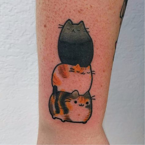 Fat Cat Tattoo, Cat Tats, Kitten Tattoo, Tattoo Website, See Tattoo, Cat Tattoo Ideas, Cute Cat Tattoo, Kawaii Tattoo, Cat Tattoo Designs