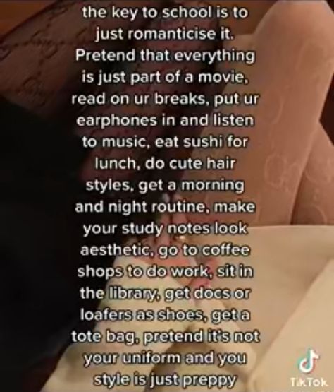 Romanticizing School Aesthetic Outfits, Romantize Life Quotes, Romantising College, Romantising Life Quotes, Romanticism Studying, College Romanticized, Romantasizing Studying, Romantising School Aesthetic, Romanticising School Aesthetic