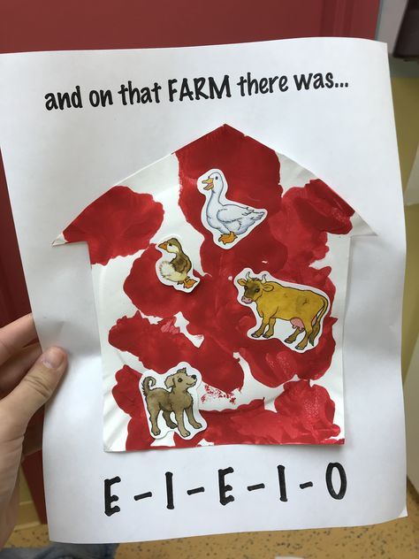 Fall Farm Art Preschool, The Farm Crafts For Toddlers, F Is For Farm Craft, Old Macdonald Craft, Farm Art Activities For Toddlers, Farm Shapes Preschool, Old Mcdonald Preschool Activities, Farm Life Crafts Preschool, Farm Theme Crafts Toddlers