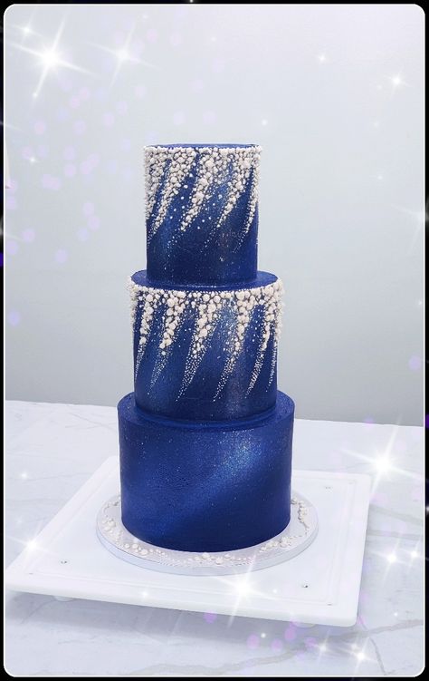 Wedding cake with celestial vibes and hand piped white beading/pearls to give dimension and character without the tooth breaking non perils. Cake is airbrushed to add luster and color depth Starry Night Wedding Cake, Anniversary Cake Designs, Starry Night Wedding, Big Wedding Cakes, 25 Year Anniversary, Wedding Cake Recipe, Blue Cakes, Glitter Cake, Night Wedding