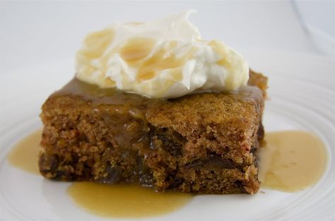 The Culinary Chase: Sticky Date Pudding Butter Cream Sauce, Rum Sauce, Sticky Date Pudding, Date Pudding, Toffee Pudding, Sticky Toffee Pudding, Date Recipes, Sponge Cake Recipes, Sticky Toffee