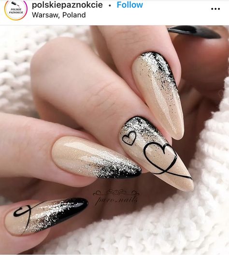 Ivory Nails, Beige Nails Design, Heart Nail Designs, February Nails, Nail It, Beige Nails, Nail Designs Valentines, Heart Nails, Floral Nails