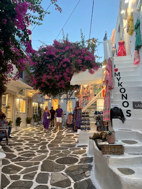 Aesthetic Greece, Grecia Santorini, Greek Islands Vacation, Luxury Concierge, Mykonos Beaches, European Summer Aesthetic, Summer Aesthetics, Greece Photography, Mykonos Town