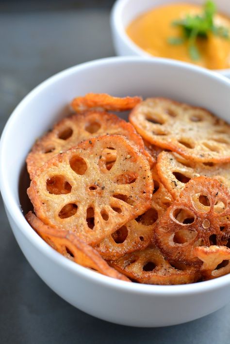 Lotus Root Chips, Lotus Root Recipe, Baked Veggies Recipes, Root Chips, Coconut Butternut Squash Soup, Veggie Chips, Lotus Root, Asian Cooking, Crackers