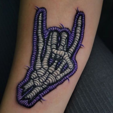 25 Patch Tattoo Ideas That Highlight the Embroidery Tattoo Trend | Have you seen the new patch tattoo trend? Check out the ink that looks like it's been stitched! Lifestyle Stitch Work Tattoo, Tattoo That Looks Like A Patch, Tattoo That Looks Like Embroidery, Stitched Tattoo Ideas, Stitching Tattoo Ideas, Tattoos That Look Like Patches, Patch Tattoo Stencil, Embroidery Patch Tattoo, Small Patch Tattoo