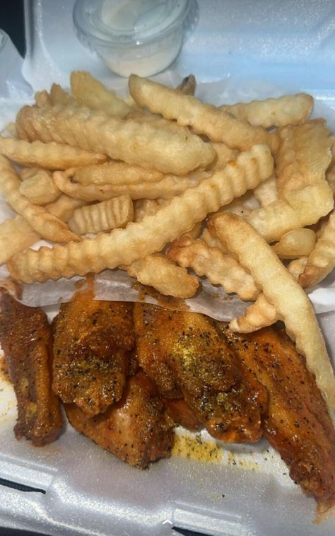 Wings , fries , good eats , lemon pepper , American Deli , lemon pepper wings, ranch American Deli Wings, American Deli, Lemon Pepper Wings, Buffalo Wing, Hot Wings, Yummy Comfort Food, Buffalo Wings, Anime Food, Lemon Pepper