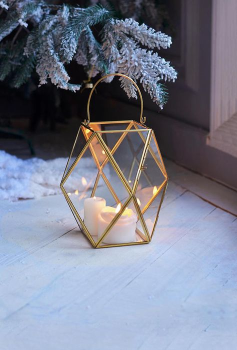 Lantern centerpiece Geometric candle holder Wedding lantern Geometric Candle Holder, Seating Arrangement Wedding, Hanging Candle Lanterns, Geometric Lantern, Geometric Candles, Table Flower Arrangements, Candle Table Decorations, Table Arrangements Wedding, Geometric Table