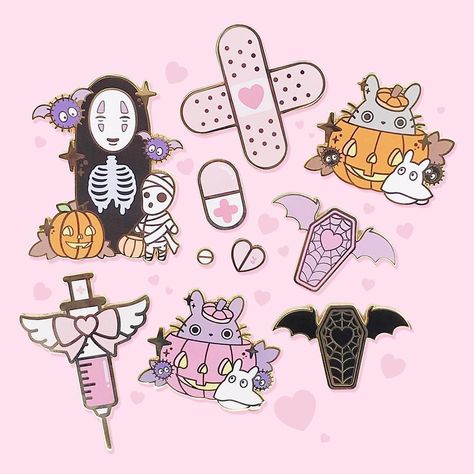 Halloween came early! 🎃🦇✨ Three new yamikawaii pins, two cute coffins, and the brand new @michelle_coffee collab pins just dropped at… Doodles Easy Aesthetic, Little Doodles Simple, Goth Doodles, Pastel Goth Aesthetic, Goth Tattoo, Kawaii Pastel Goth, Kawaii Tattoo, Kawaii Goth, Yami Kawaii