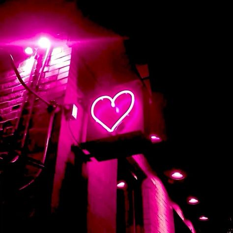 Pink Grunge Aesthetic, Pink Neon Wallpaper, Neon Heart, Pink Grunge, Neon Aesthetic, Pink Photo, Neon Wallpaper, Pink Vibes, Pink Themes