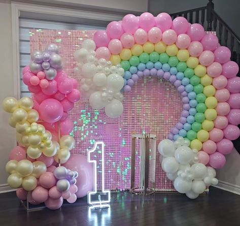 Rainbow Arch Backdrop, Easy Birthday Party Decorations, 5th Birthday Girls, Unicorn Birthday Decorations, Rainbow Themed Birthday Party, Mickey Mouse Themed Birthday Party, Candy Balloons, Birthday Decorations At Home, Baby Birthday Themes