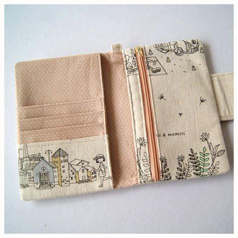 Passport Wallet iPhone Wallet Travel to Finland by soarshadow Wallet Sewing Pattern, Diy Sy, Sew Wallet, Sac Diy, Wallet Tutorial, Diy Wallet, Sew Ins, Trendy Sewing, Pola Sulam