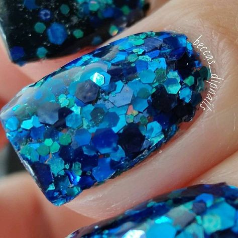 Bright Blue Nail Polish, Summer Stiletto Nails, Sunflower Nail Art, Illamasqua Nail Polish, Blue And Silver Nails, Long Nail Art, Essie Polish, Blurple Nail Polish, Gel Nail Tips