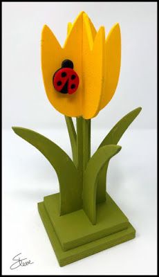 Scroll Saw Flowers, Wood Tulips, Wooden Tulips, Wood Yard Art, Ladybug Crafts, Scroll Saw Patterns Free, The Ladybug, Scroll Saw Pattern, Intarsia Woodworking