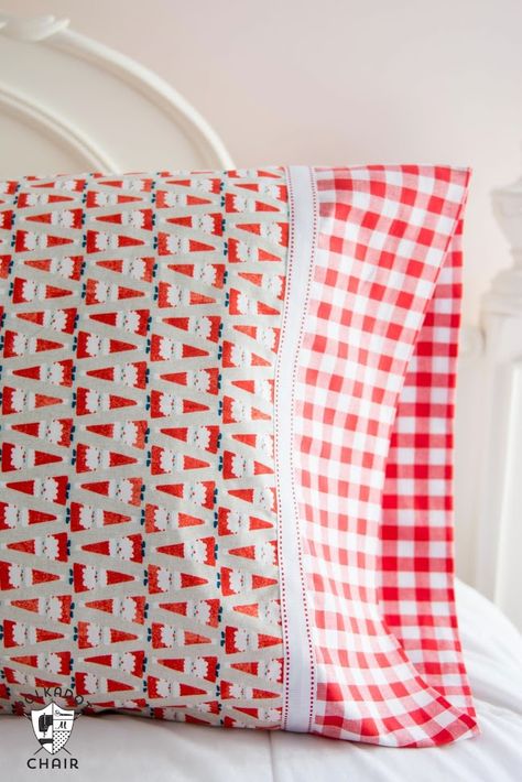 Learn a quick and easy way to sew a pillowcase on polkadotchair.com Sew A Pillowcase, Sewing Pillow Cases, Pillow Cases Tutorials, Holiday Hand Towels, Pillow Cases Diy, Polka Dot Chair, Sewing Courses, Pillow Tutorial, Pillowcase Pattern