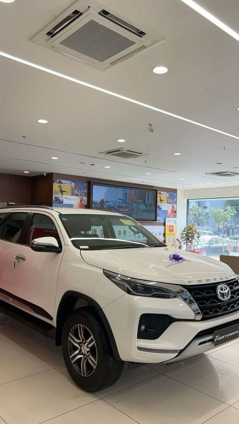 Toyota Showroom Snap, Fortuner Car Aesthetic, New Fortuner Car Delivery Snap, Forchunar Car, Fortuner Car, Boys Attitude Pics Hd, Trekking Photography, Creative Snapchats, New Fortuner