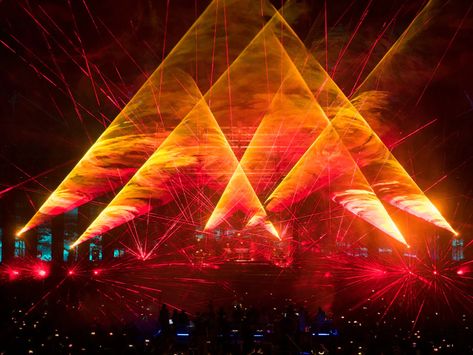 Outdoor Laser Shows — Pangolin and KVANT Lasers Lazer Lights, Concert Lights, Jean Michel Jarre, Dental Office Design Interiors, Trippy Visuals, Laser Show, Stage Background, Set Design Theatre, Dental Office Design