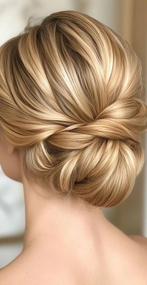 Soft Bun Updo, Updo Volume On Top, Upstyles For Fine Hair, Updo With Loose Curls, Wedding Updo For Fine Hair, Fine Hair Updo Wedding, Formal Updos For Medium Length Hair, Updos For Fine Hair, Bun With Loose Curls