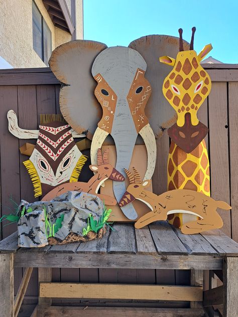 Lion King Props Set Design, Lion King Stage Props, Lion King Set Design Ideas, Lion King Play Props, Lion King Jr Set Design, Lion King Props, Lion King Elephant, Lion King Decorations, Lion King Crafts