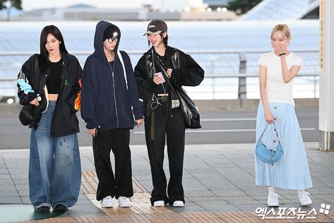 Airport Fits, Style Steal, Whiplash, Kim Min, First Girl, Incheon, Airport Outfit, Mini Album, Pop Group