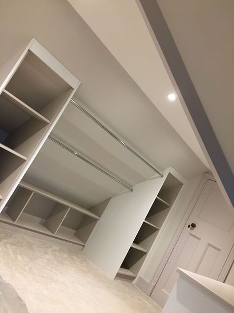 Open Closet Slanted Ceiling, Attic Room Aesthetic, Aesthetic Attic Bedroom, Remodeled Attic, Loft Bedroom Ideas Sloped Ceiling, Bedroom Ideas Attic, Playroom Attic, Attic Bedroom Ideas Aesthetic, Attic Decorating Ideas