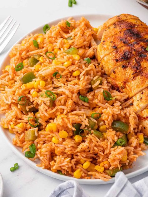 Mexican Fried Rice Cultural Meals, Spicy Mexican Rice, Mexican Fried Rice, Rice Mexican, Rice Recipe Easy, Rice Dishes Easy, Mexican Rice Easy, Fried Rice Recipe Easy, Popular Side Dishes