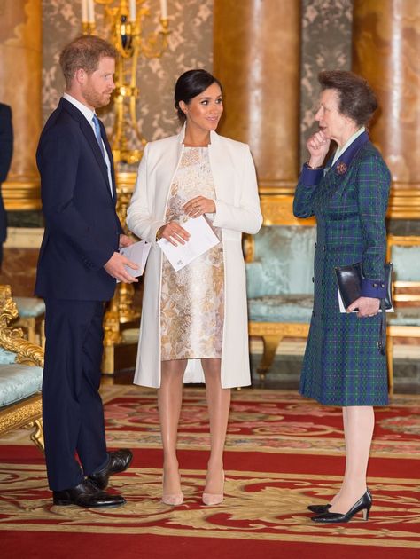 William, Kate, Harry, and Meghan Pictures March 2019 | POPSUGAR Celebrity Estilo Meghan Markle, Princ Harry, Rainha Elizabeth Ii, Prins Harry, Principe William, Prince Harry And Megan, Meghan Markle Prince Harry, Kate And Meghan, Prinz Harry