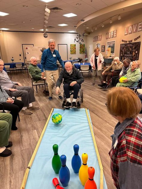 Activity Aide Nursing Home, Seniors Games Activities, Fall Crafts For Elderly Nursing Homes, Activities For Elders In Nursing Home, Elderly Home Activities, Fall Activities For Nursing Home, Elderly Games Nursing Homes, Nursing Home Exercise Activities, Senior Living Activities Nursing Homes