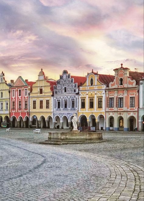 Once you arrive in Telč you’ll feel as if you’ve stepped right onto the pages of a fairytale. The lovely pink, yellow, and green building facades along the town square, as well as the lively activity of the street musicians and vendors, give it an air of fun and whimsy. Street Musicians, Building Facades, Street Musician, Old Town Square, Town Square, The Czech Republic, Building Facade, Central Europe, Gorgeous View