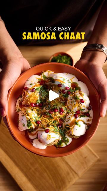 Your Food Lab, Chaat Recipe Street Food, Samosa Chaat Recipe, Dahi Papdi Chaat Recipe, Samosa Chat, Dahi Papdi Chaat, Samosa Filling, Chat Recipes, Sev Puri