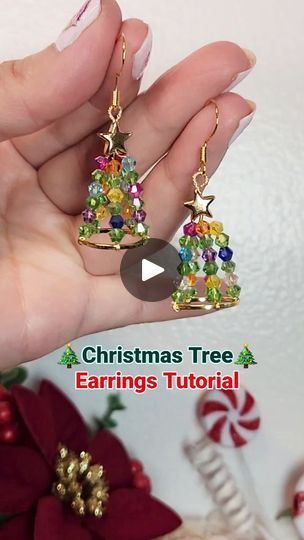 Diy Angel Earrings, Diy Xmas Earrings, Diy Christmas Jewelry Ideas, Christmas Tree Earrings Diy, Home Made Earrings, Christmas Earrings Diy, Diy Christmas Jewelry, Beaded Christmas Earrings, Jewelry Tree Craft