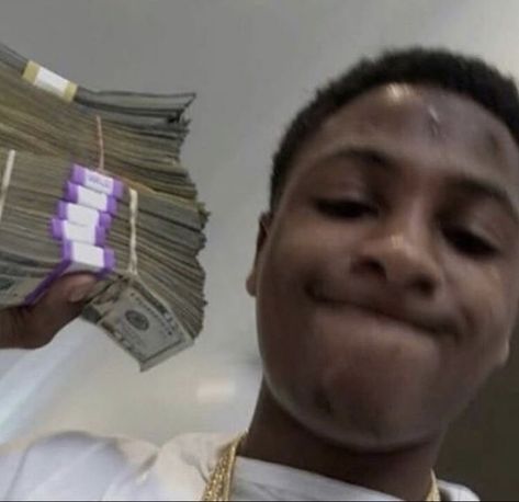 Nba Youngboy Mood Pics, Youngboy Funny Pics, Nba Youngboy Funny Pictures, Rapper Mood Pictures, Rapper Pictures, Spam Pfps, Yb Better, Rapper Pics, Hood Wallpapers