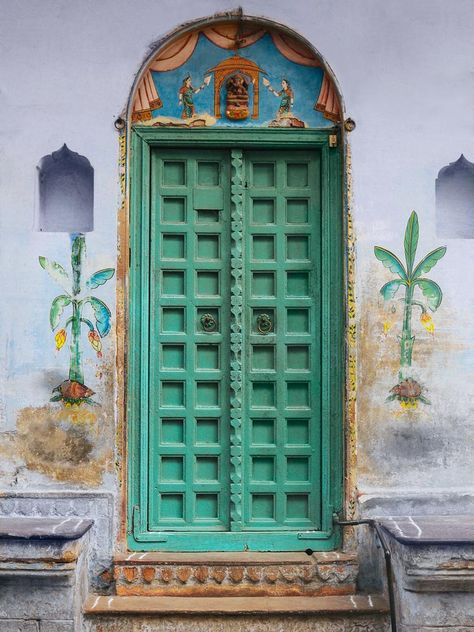 Medieval Doors, Colourful Doors, Door Photography, Traditional Front Doors, Indian Doors, Gorgeous Doors, Door Paint Colors, Traditional Wall Art, Door Entryway