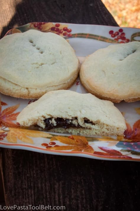 Grandma's Raisin Filled Cookies - Love, Pasta, and a Tool Belt Filled Cookies Recipes Holidays, Raisin Filled Cookie Recipe, Cookies Raisin, Raisin Filled Cookies, Filled Cookies, In Good Company, Raisin Cookies, Game Engine, Videos Cooking