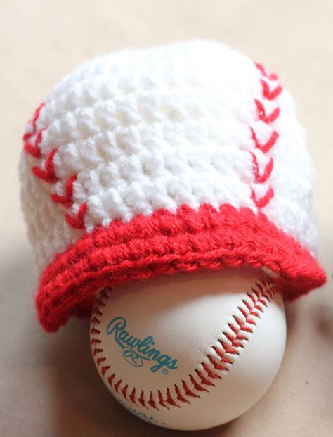 Crochet Baseball Hat, Crochet Baseball, Crochet Flower Hat, Crochet Hat With Brim, Repeat Crafter Me, Crochet Baby Hat Patterns, Crochet Kids Hats, Tutorial Ideas, Crochet Baby Boy