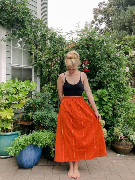 Elastic Waist Midi Skirt, Simple A Line Skirt Pattern, Skirt From Tablecloth, Diy Gathered Skirt, Simple Skirt Pattern Free, Simple Skirt Sewing Pattern, Easy Sewing Skirt, Diy Long Skirt, Dressing Professional