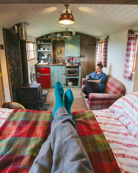 She Was Dreaming of a Tiny Shepherd’s Hut, So She Built It Herself (w/full bath behind kitchen. Perfect.) Rustic Tiny House, Shepherds Hut, Tiny Spaces, Tiny House Interior, Tiny House Cabin, Tiny House Living, Tiny House Plans, Tiny House On Wheels, Tiny House Design