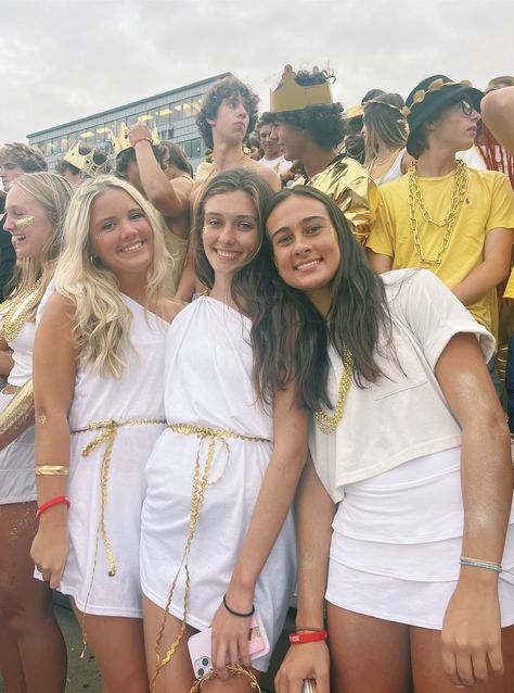 Toga Theme Football Game, Toga Theme, Basic Halloween Costume, Football Game Themes, Basic Halloween Costumes, Hs Football, Student Section, Game Themes, Spirit Week