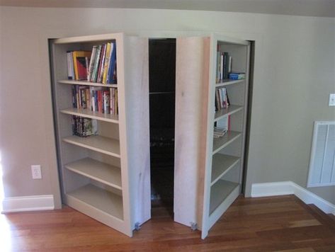 41 Mind Blowing Hidden Storage Ideas Making a Clever Use of Your Household Space! – Page 2 of 3 – Cute DIY Projects Hidden Bookcase, Bookcase Closet, Hidden Door Bookcase, Hidden Door Hinges, Bookshelf Door, Door Bookcase, Traditional Family Room, Knee Wall, Bookcase Diy