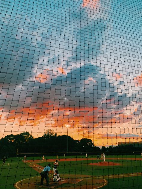 Sunset Softball Field, High School Baseball Field, Softball Field Aesthetic, Softball Vision Board, Baseball Field Aesthetic, Softball Aesthetic Pictures, Softball Aesthetic, Softball Camp, Baseball Aesthetic