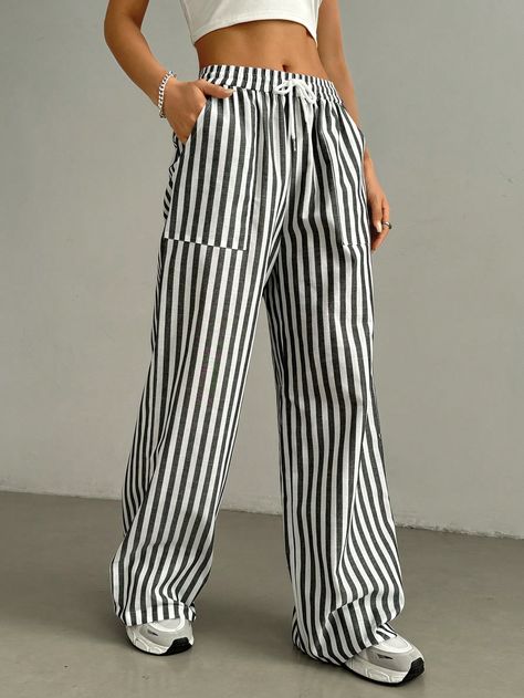 SHEIN EZwear Women's Casual Striped Pocket Wide Leg PantsI discovered amazing products on SHEIN.com, come check them out! Striped Pants Outfit, Stripe Pants Outfit, Girls Closet, Outfits Edgy, Professional Wardrobe, Girl Closet, Wide Stripes, Women Pants, Casual Stripes